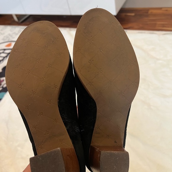 Women's Jack Rogers Black Suede Scalloped Booties Size 7.5 - Picture 5 of 6